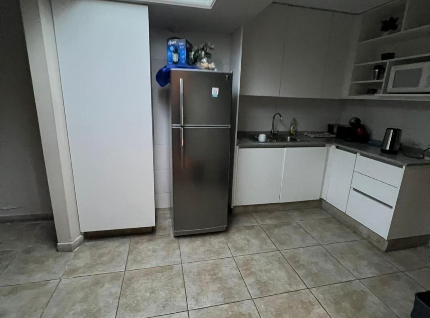 Foto de Venta oficina ciudad godoy cruz impecable, imagen 3