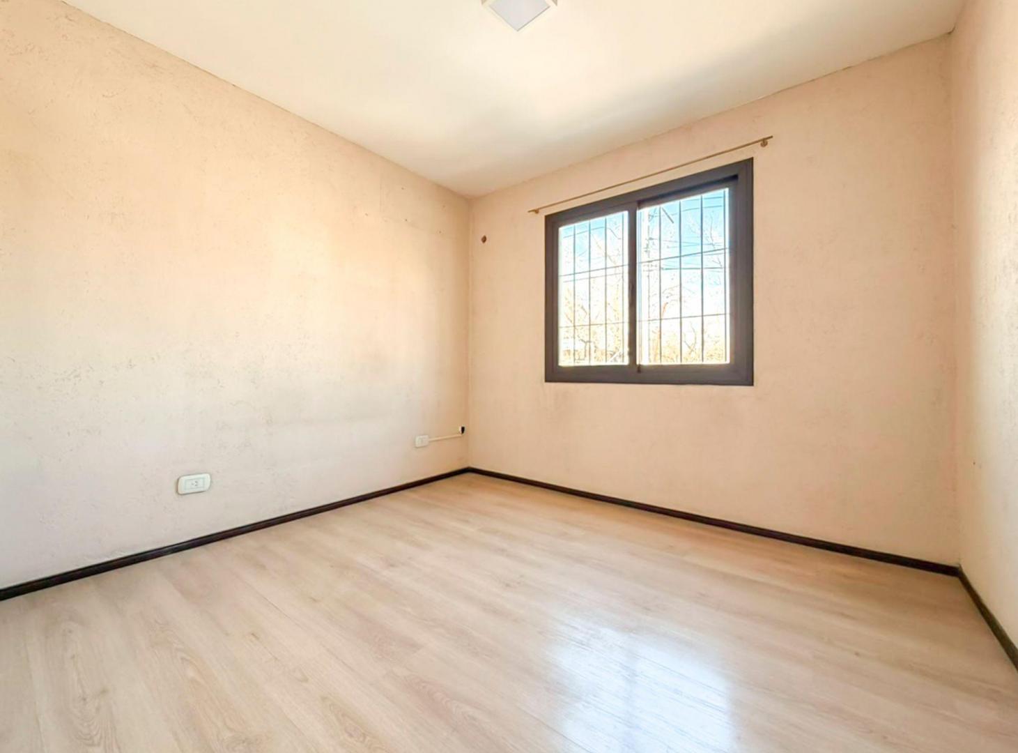Foto de DPTO 2D COCHERA P BAJA VENTA SAN JOSE GUAYMALLEN, imagen 4