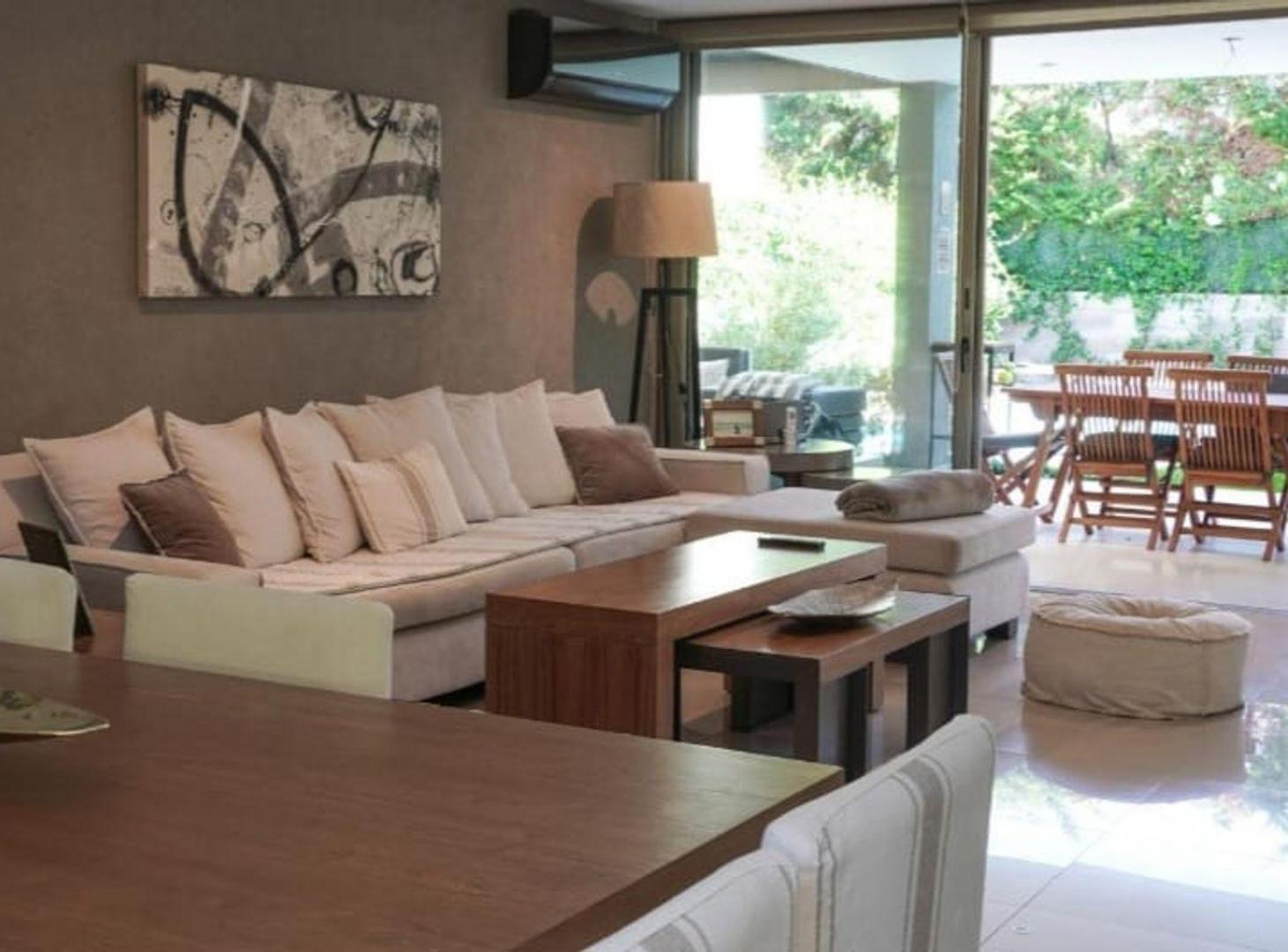 Foto de CASA EN VENTA BARRIO DALVIAN, imagen 1