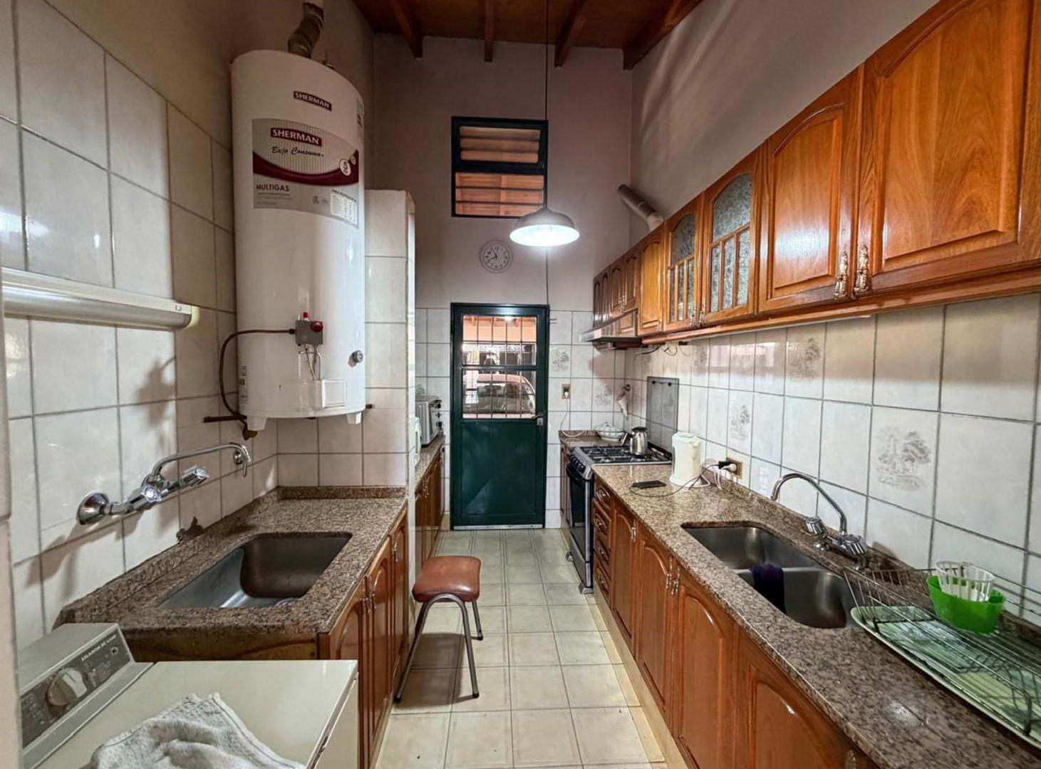 Foto de Venta de Casa Excelente estado, Peru 973, imagen 5