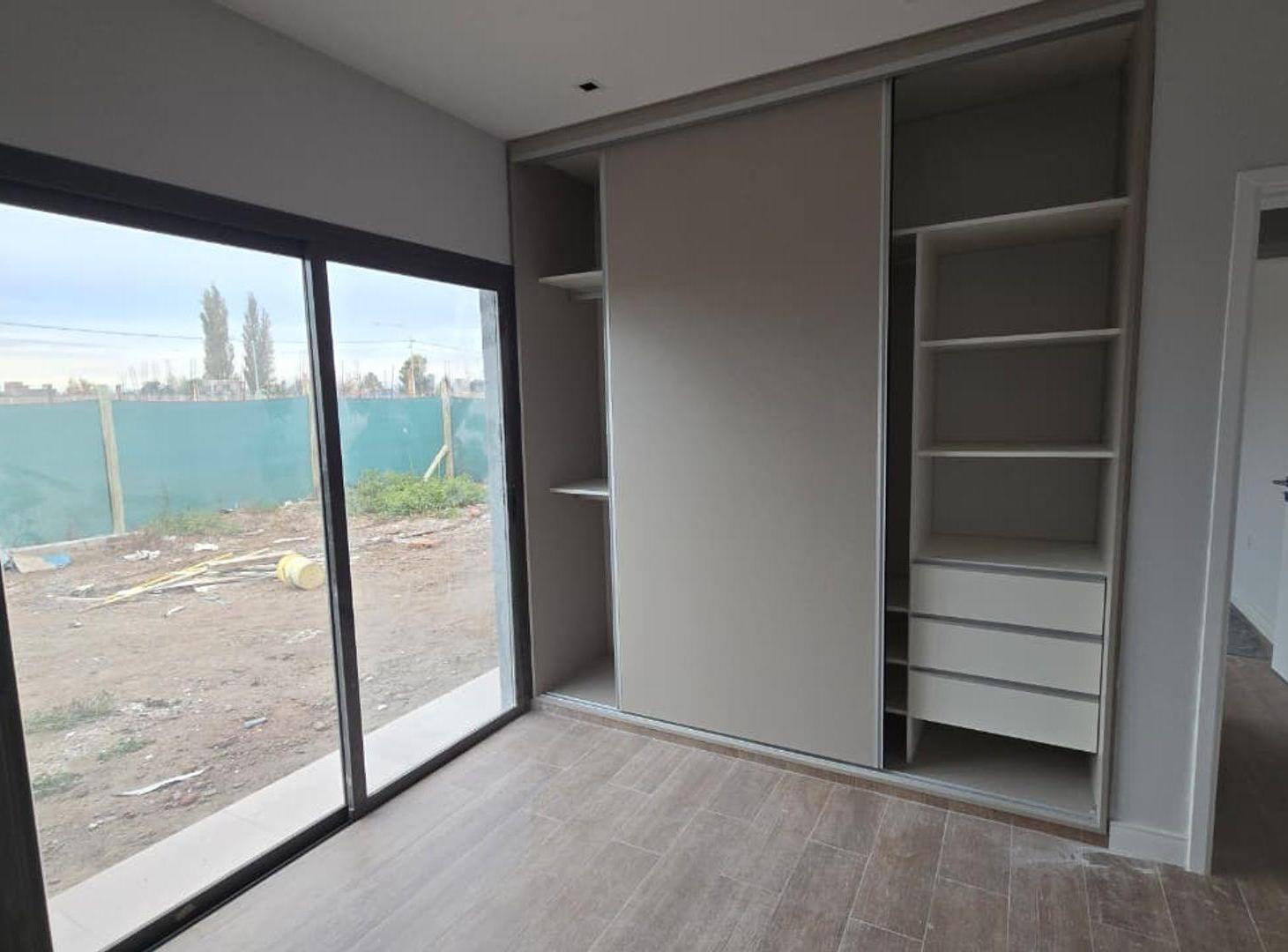 Foto de venta casa 3 dormitorios barrio privado guaymallen, imagen 1