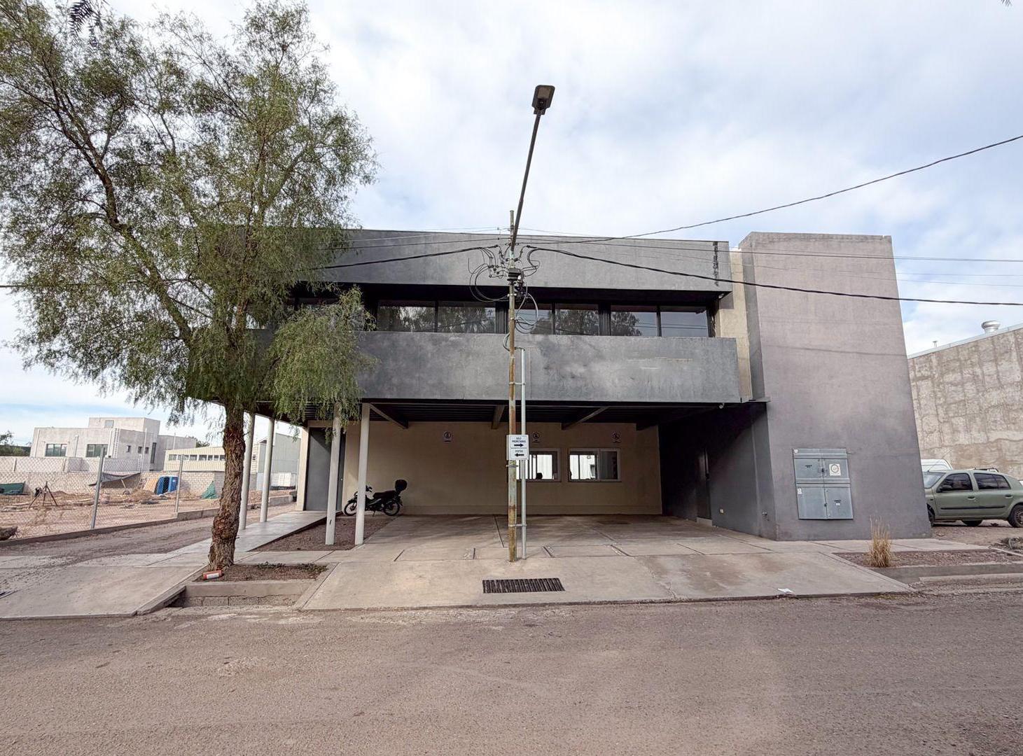 Foto de Venta Galpon/deposito con Oficinas, imagen 1