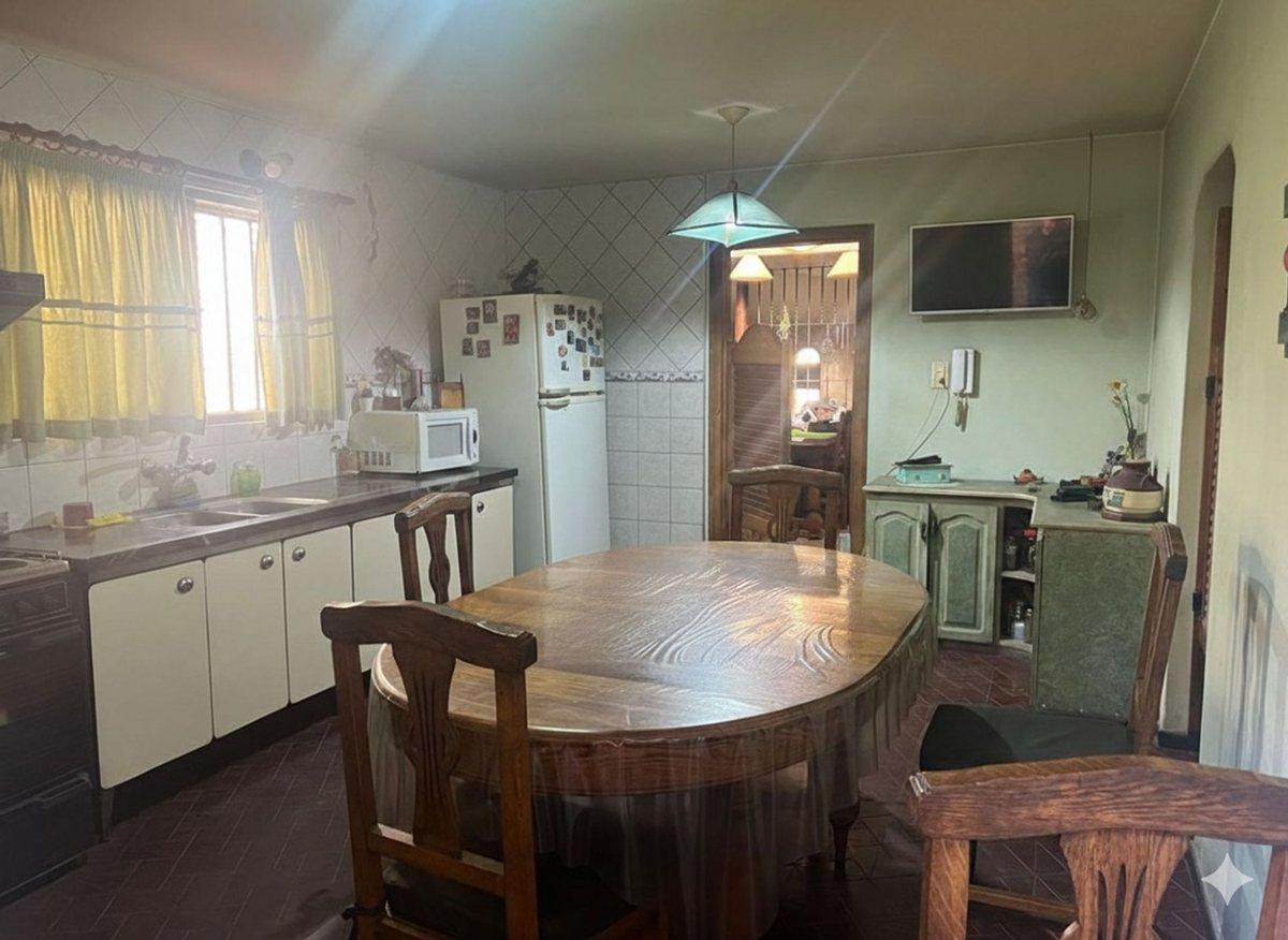 Foto de VENTA CASA 3 DORMITORIOS GODOY CRUZ MENDOZA, imagen 1