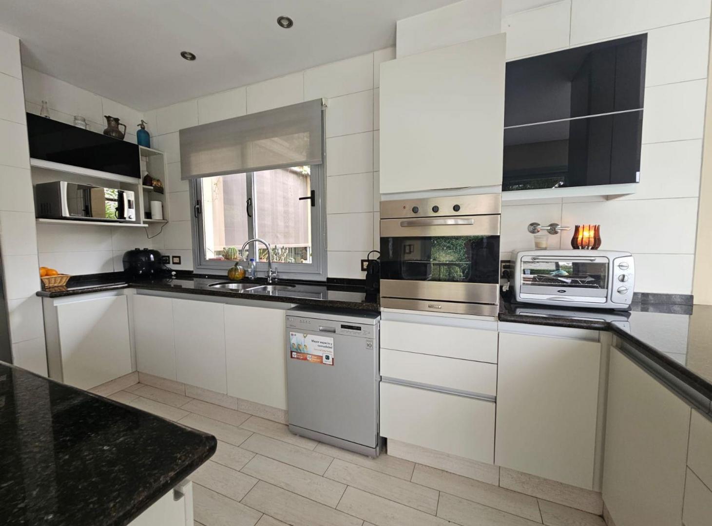 Foto de Exclusiva Casa en Venta en La Barraca - Guaymallen, imagen 5