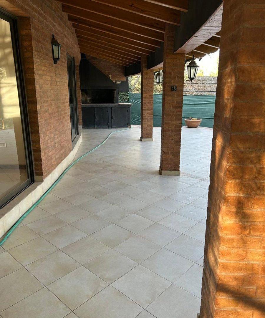 Foto de VENTA CASA BARRIO PRIVADO CHACRAS DE CORIA MENDOZA, imagen 4