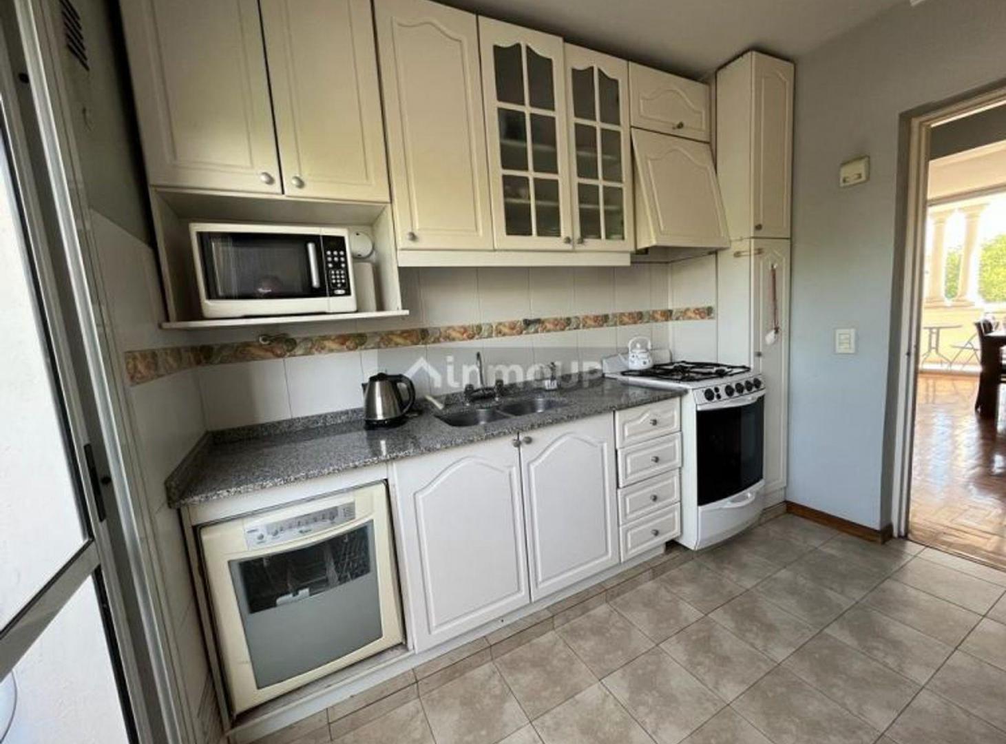Foto de VENDE DEPARTAMENTO EN COMPLEJO PRIVADO, imagen 2