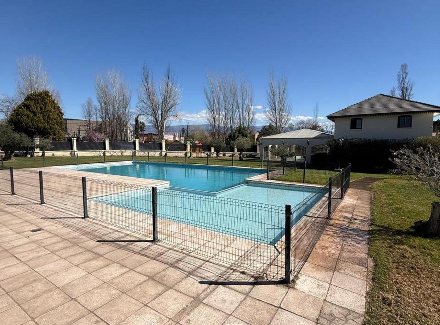 Foto de VENTA LOTE BARRIO LA BARRACA 700M2, imagen 2