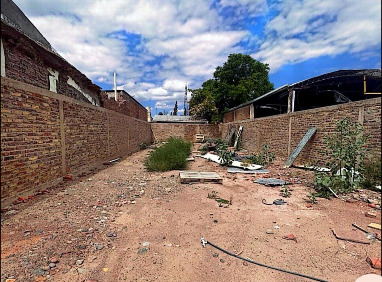 Foto de LOTE CERCA PLAZA DE GODOY CRUZ, imagen 1