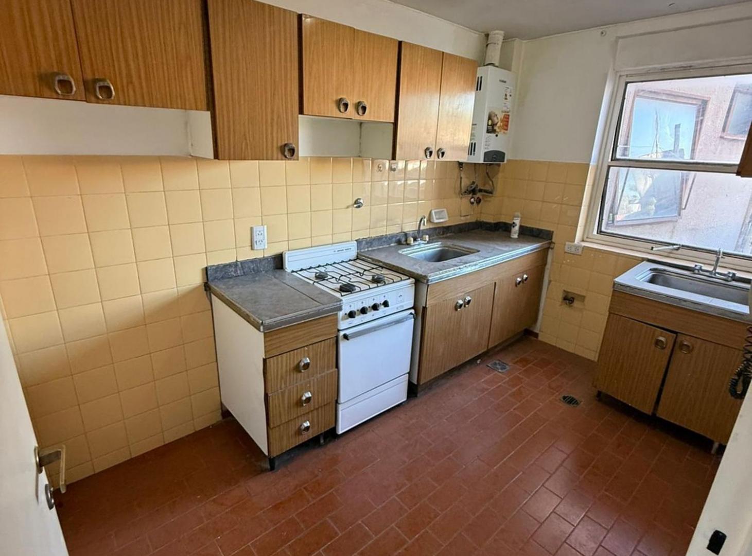 Foto de VENTA DEPARTAMENTO 2 DORMITORIOS GODOY CRUZ, imagen 2