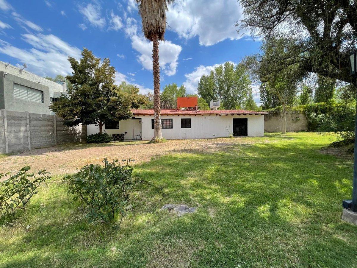 Foto de CASA VENTA CON DEPARTAMENTO PILETA LA PUNTILLA MZA, imagen 4
