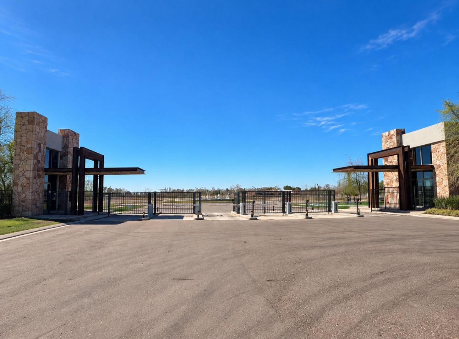 Foto de Lote en venta B° Qvattro Viamonte central 605 m²., imagen 3