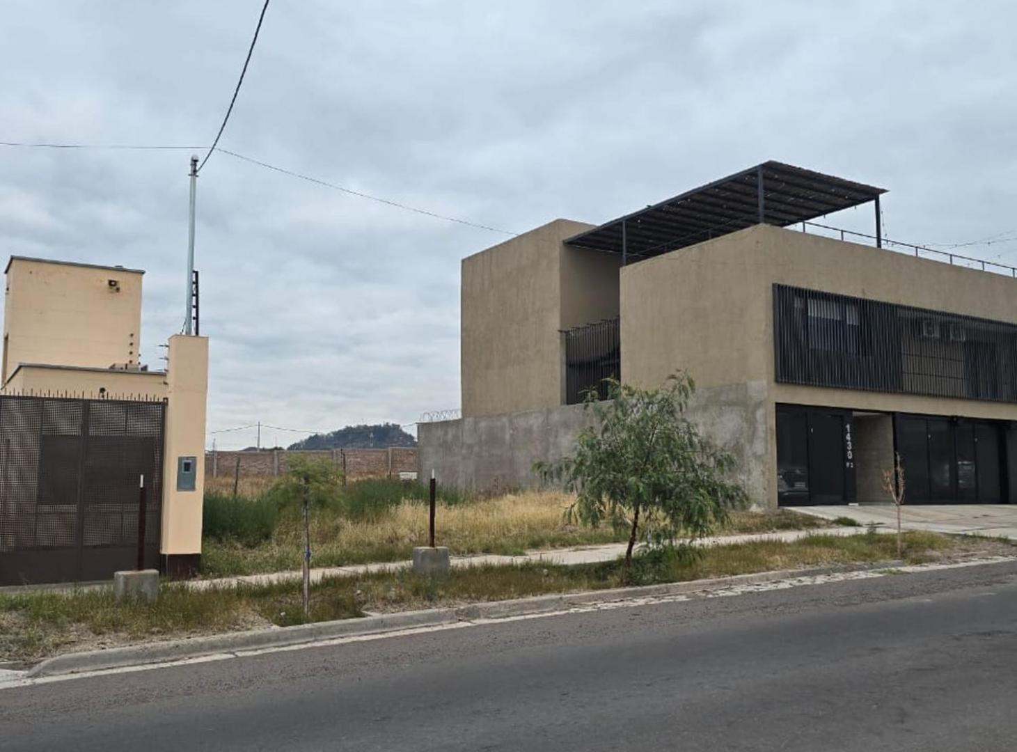 Foto de LOTE EN VENTA COMPLEJO PRIVADO CIUDAD APTO PH, imagen 1