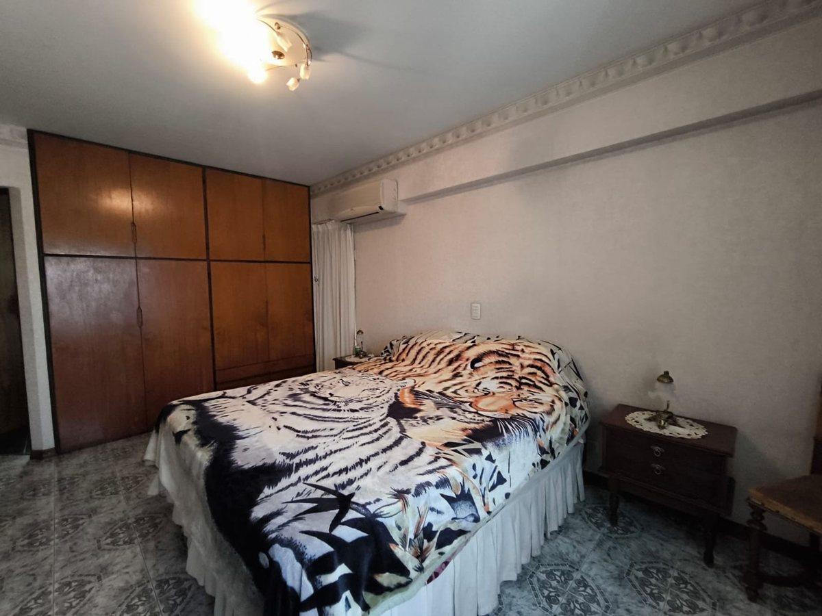 Foto de VENTA MAGNIFICO DEPARTAMENTO SEMIPISO, MICROCENTRO, imagen 4
