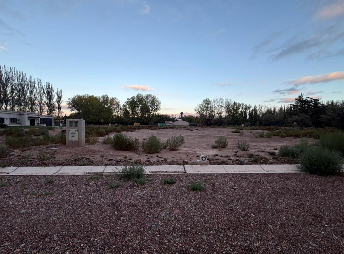 Foto de Lote Distrito Larrea Terreno + opción de proyecto, imagen 2