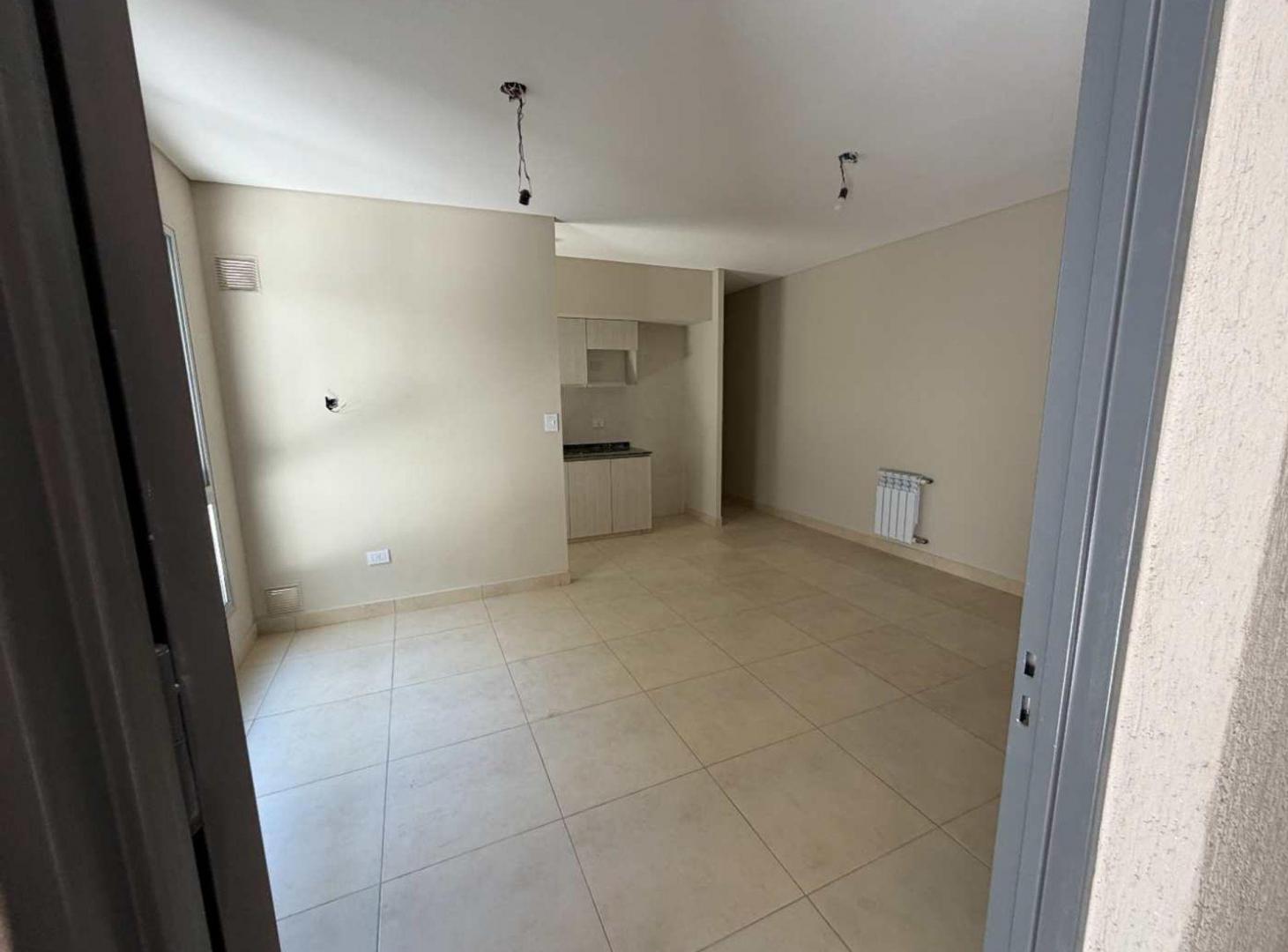 Foto de VENDE DEPARTAMENTO GODOY CRUZ, imagen 4