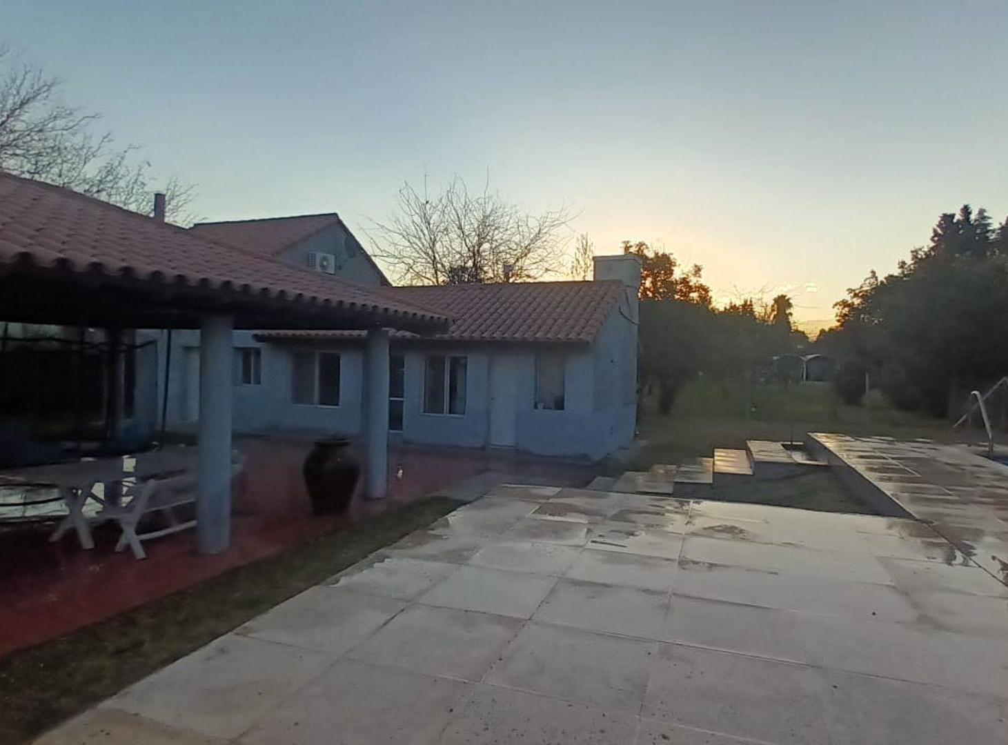 Foto de Casa venta-Guaymallén-Jardín-1 dorm., imagen 1