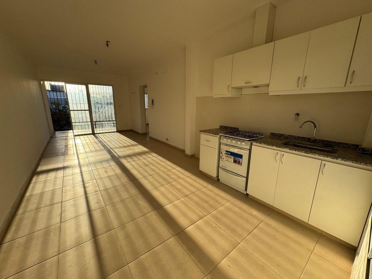 Foto de DEPARTAMENTO EN VENTA 2 DORMITORIOS GUAYMALLEN, imagen 5