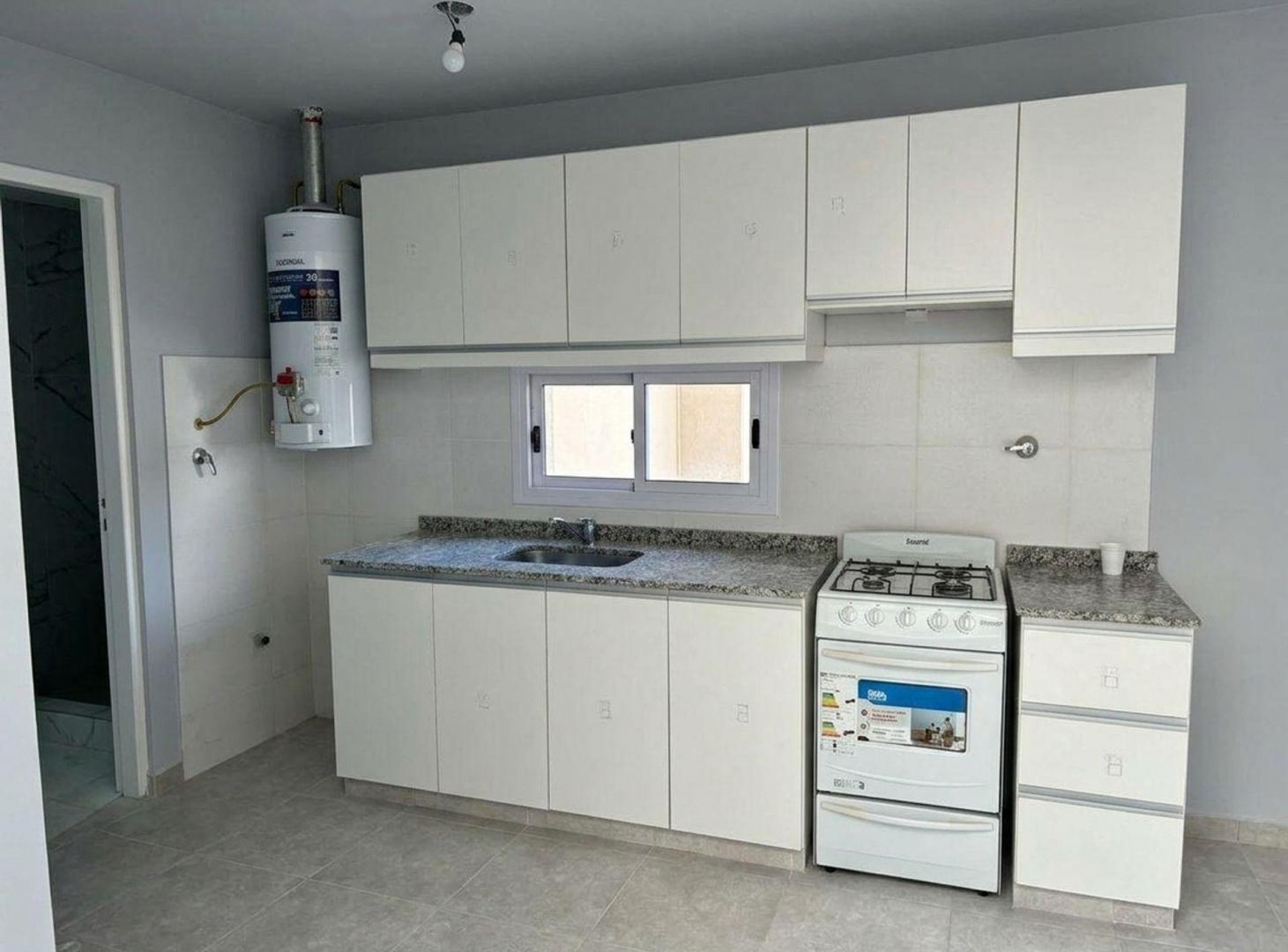 Foto de DEPTO EN ALQUILER UN DORMITORIO COCHERA GUAYMALLEN, imagen 2
