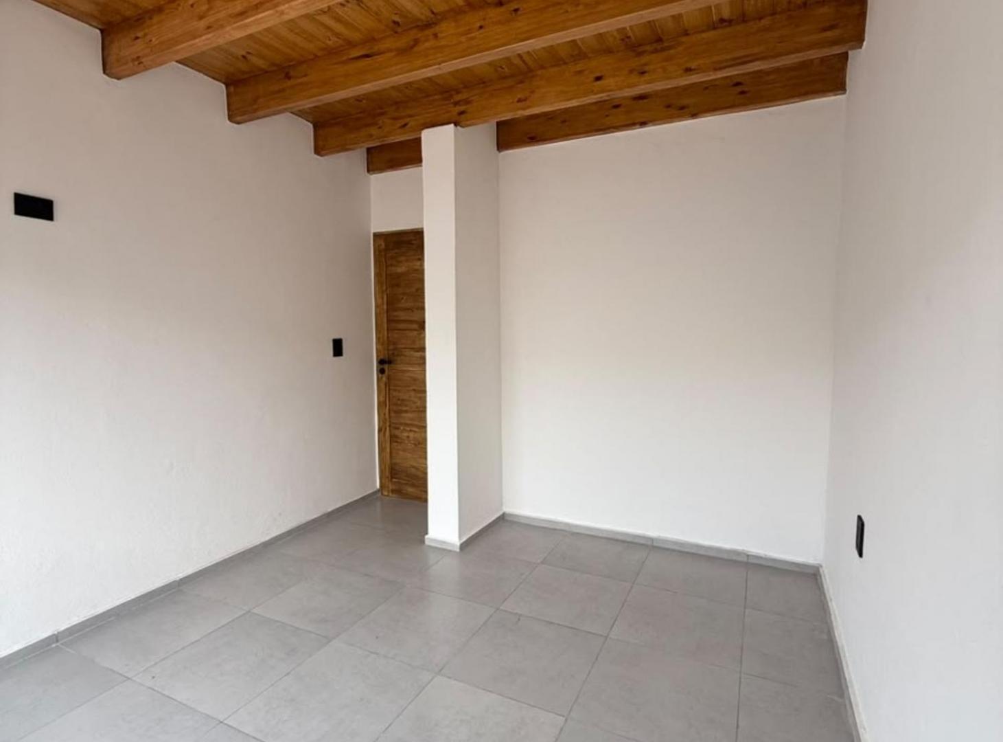 Foto de VENTA CASA EN GUAYMALLEN BARRIO PRIVADO, imagen 2