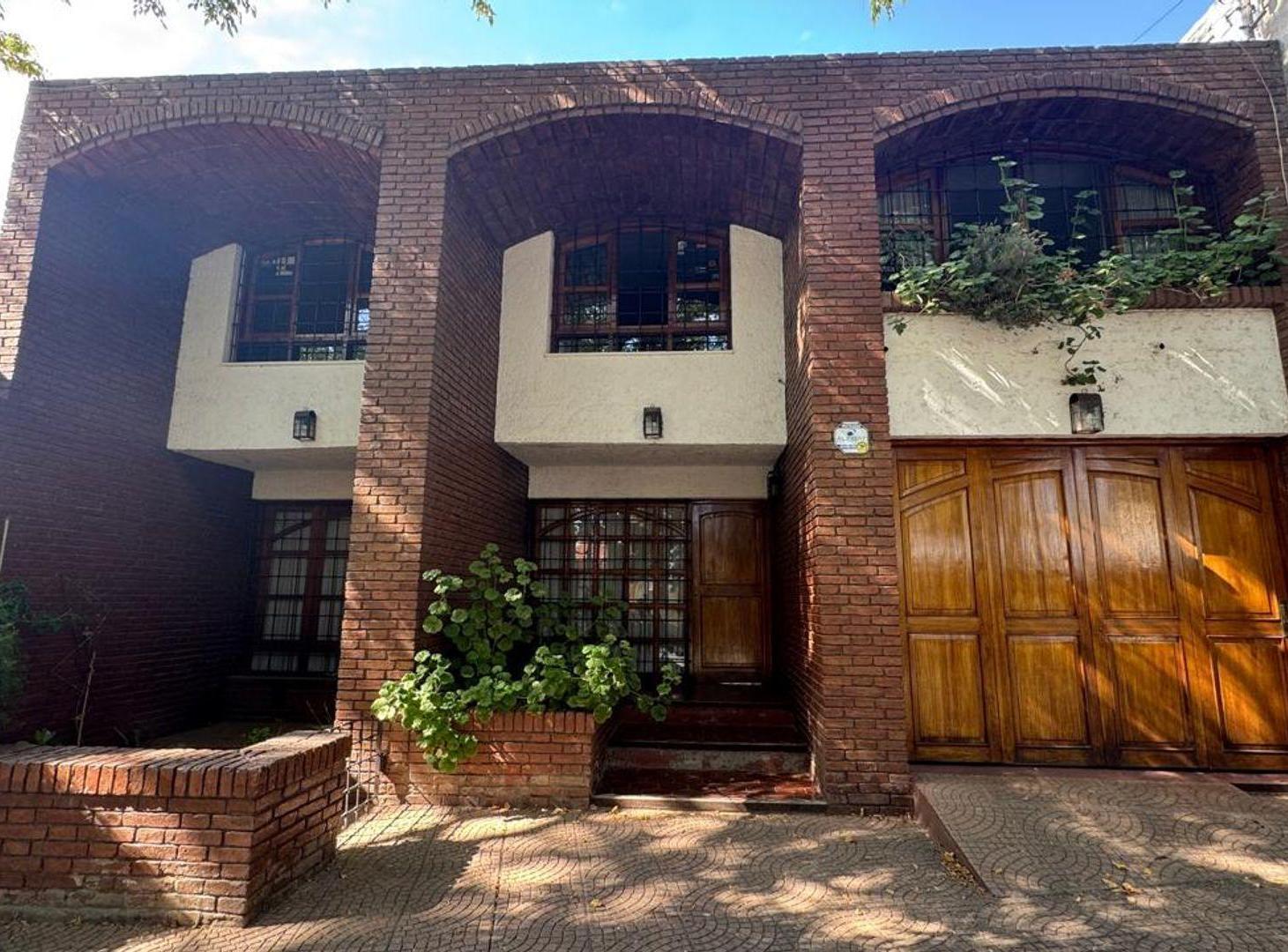 Foto de VENDE CASA EN GODOY CRUZ, imagen 5