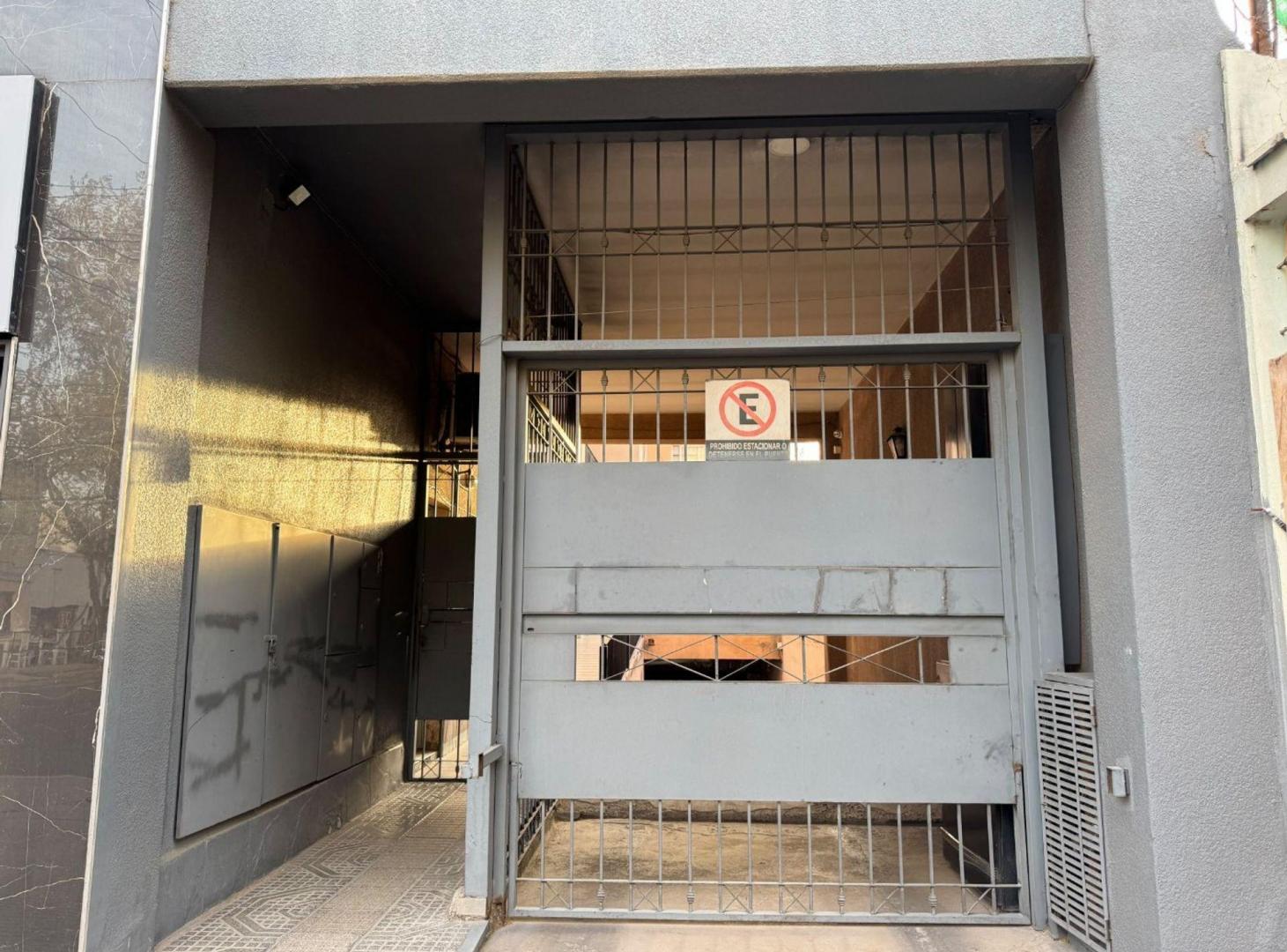 Foto de Departamento en venta Godoy Cruz barrio Bombal., imagen 2