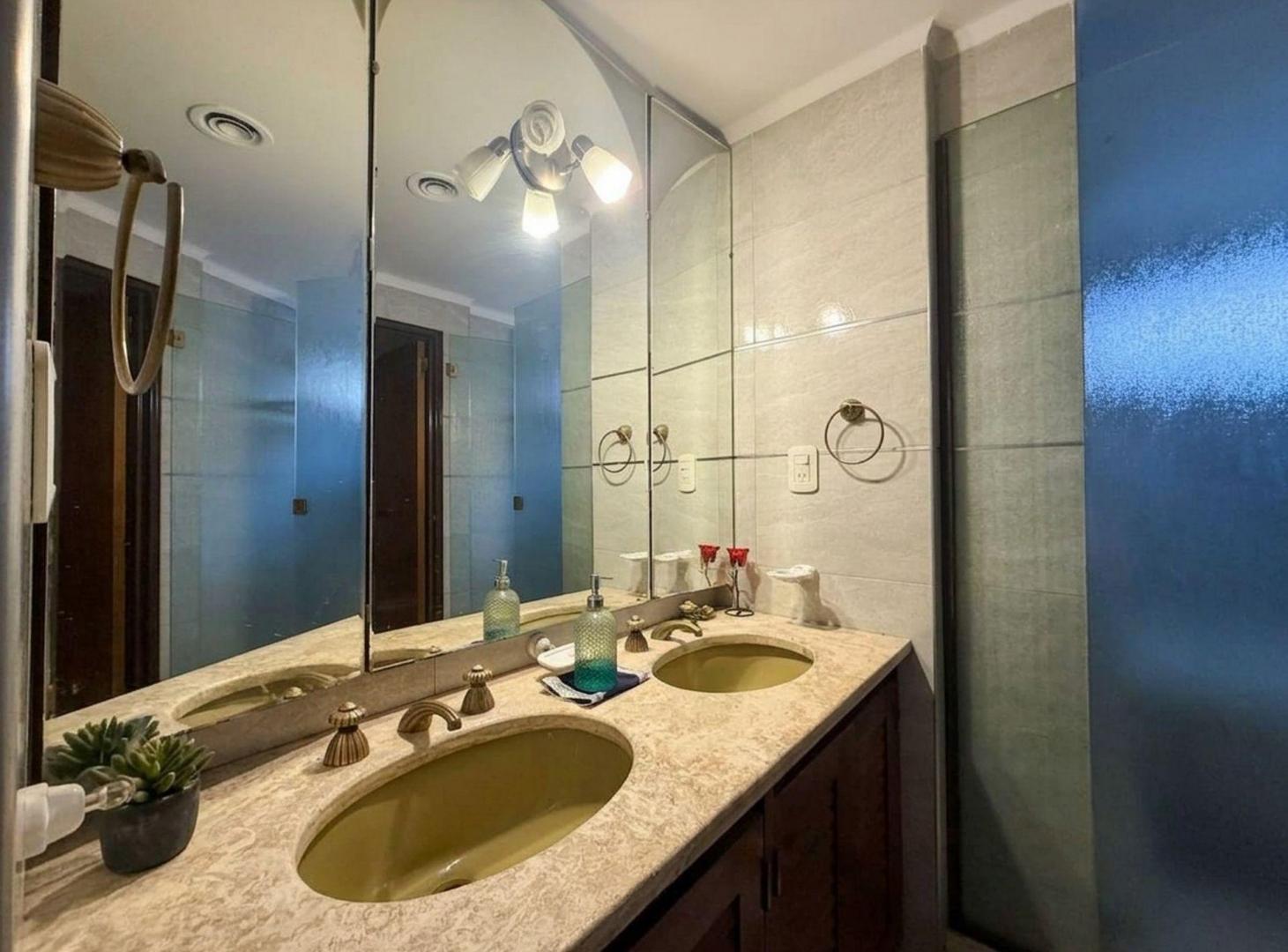 Foto de Venta Departamento Av Belgrano Ciudad Mendoza, imagen 5