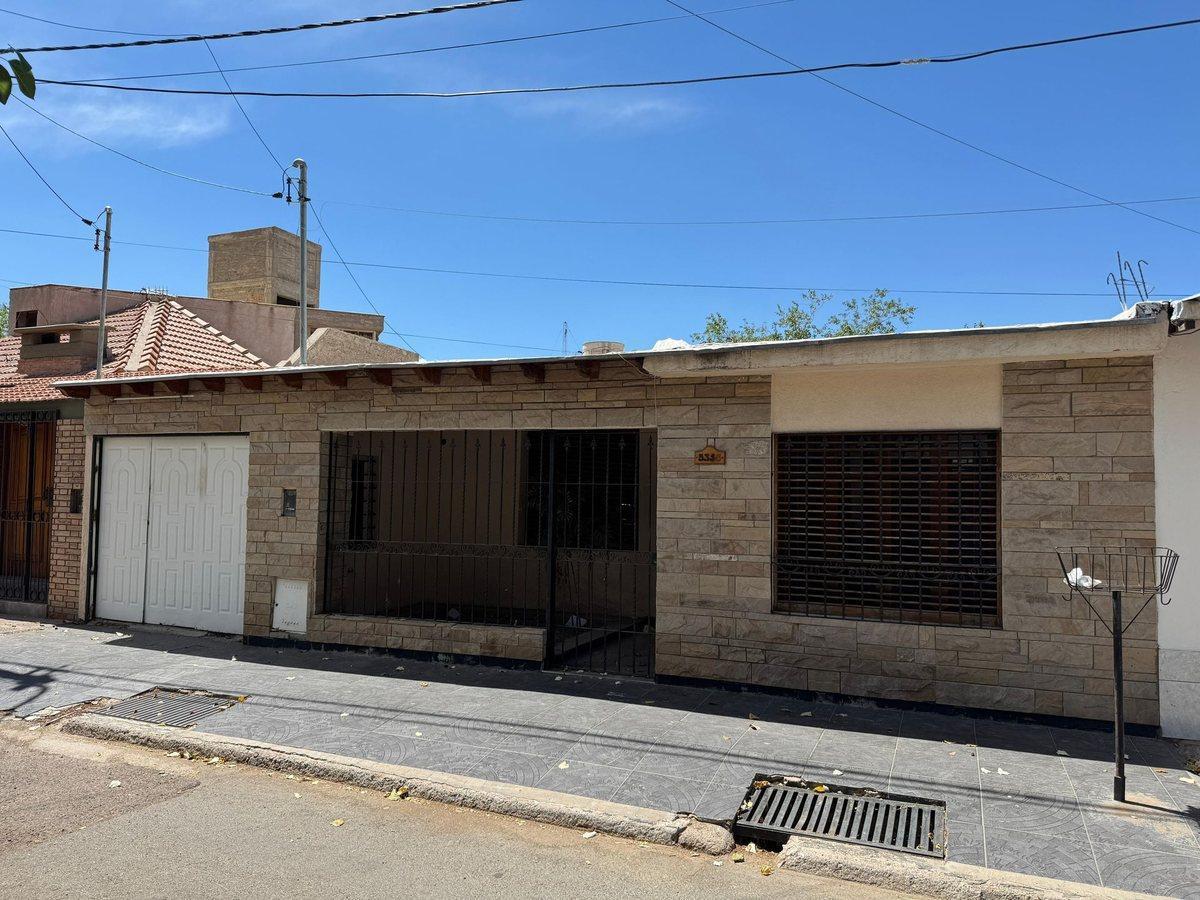 Foto de VENTA CASA 3 DORMITORIOS GUAYMALLEN, imagen 2