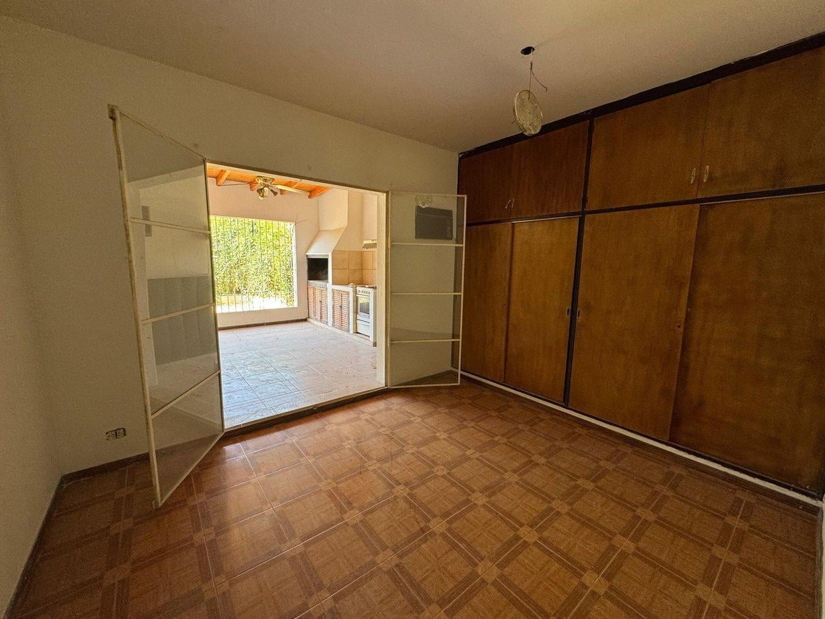 Foto de VENTA CASA 3 DORMITORIOS GUAYMALLEN, imagen 3