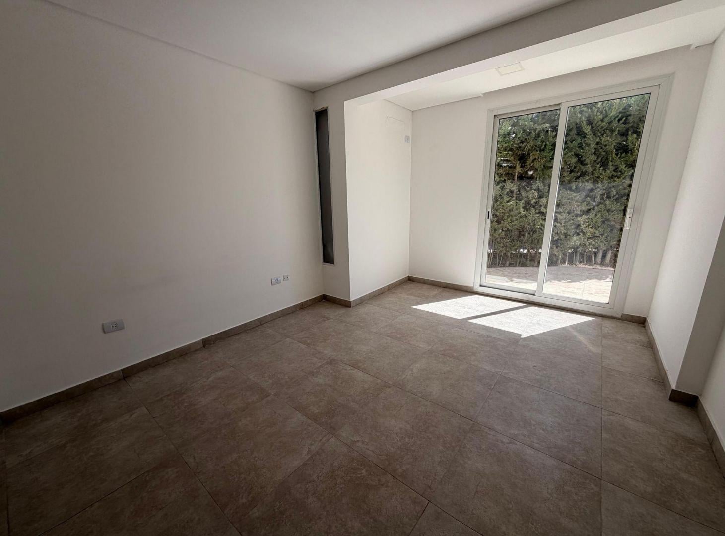 Foto de Alquiler Departamento Dalvian, imagen 3