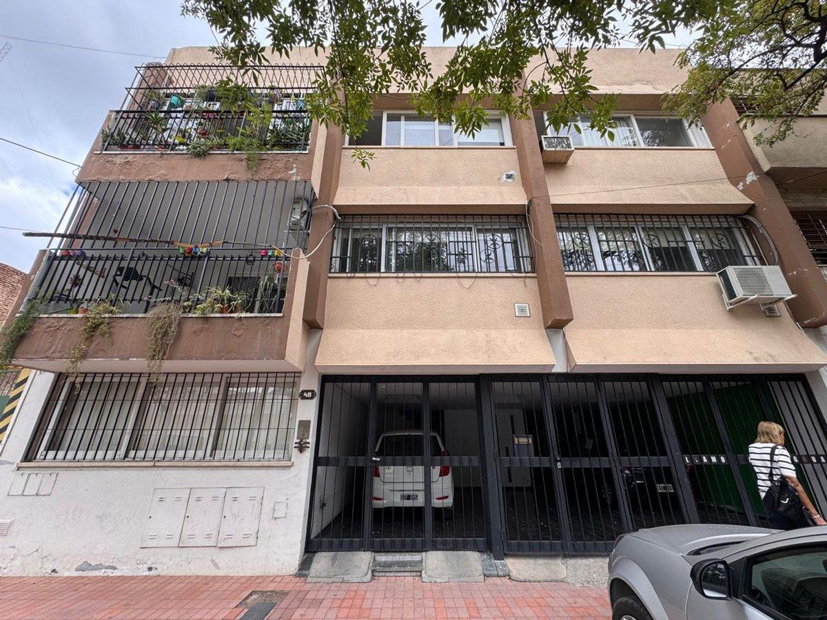 Foto de DEPTO 3 DORMI VENTA GODOY CRUZ TERRAZA BALCON COCH, imagen 3