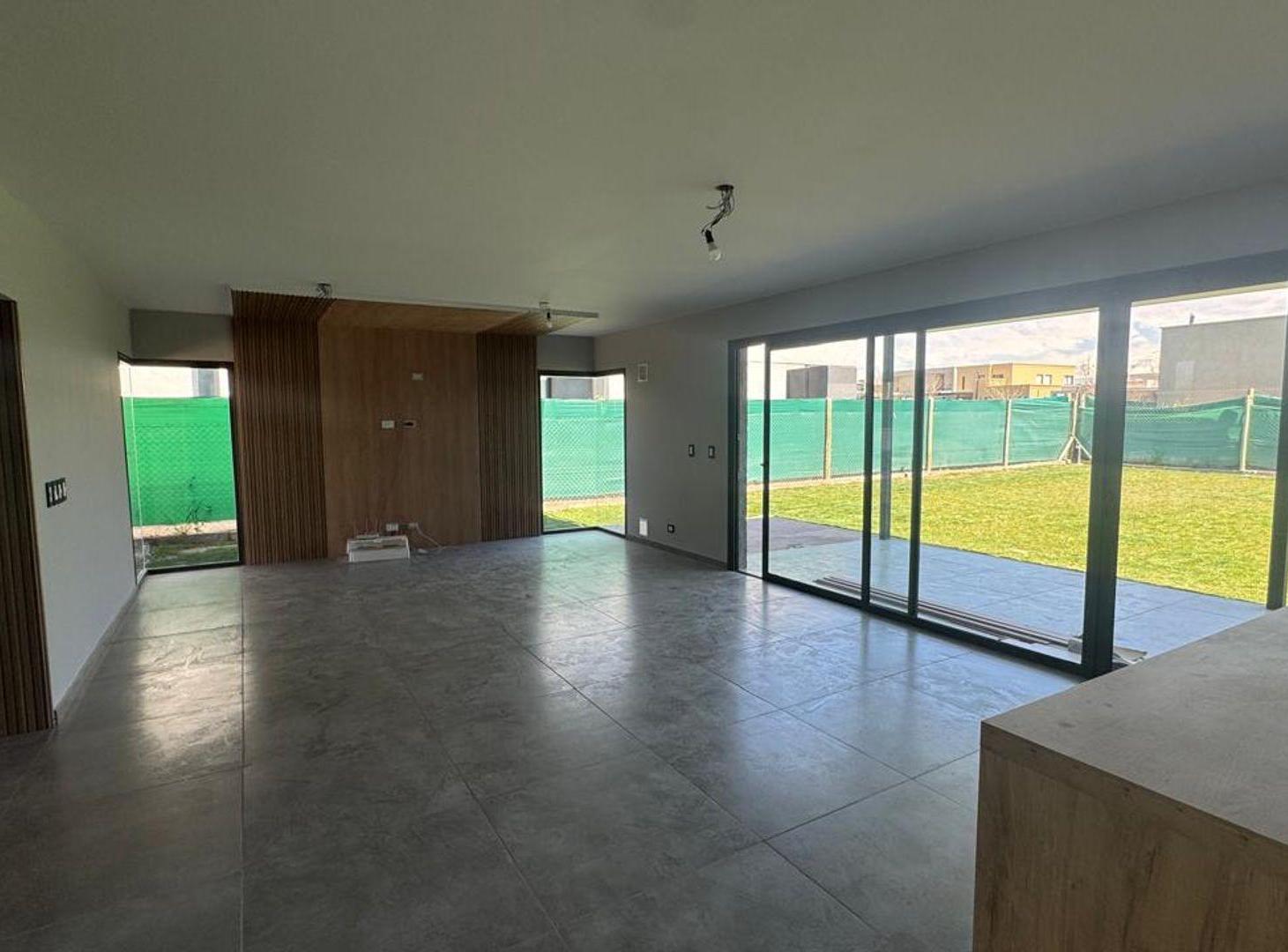 Foto de VENDE CASA LAR DE VIEYTES III A ESTRENAR, imagen 3