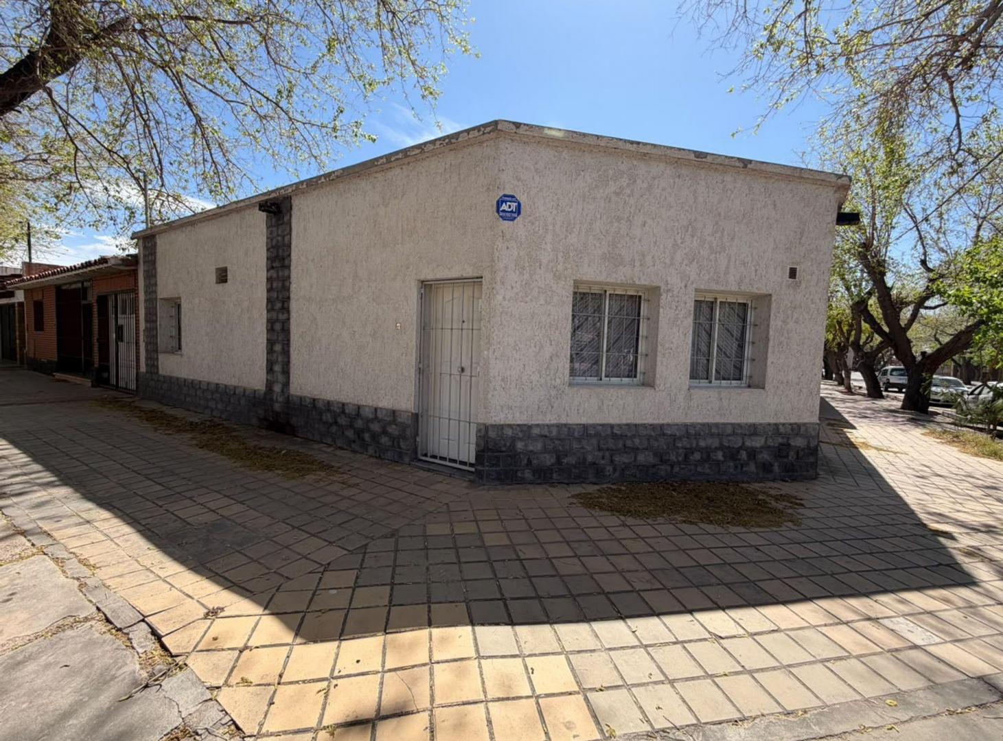 Foto de VENTA DE CASA + DEPARTAMENTO A ESTRENAR, imagen 2