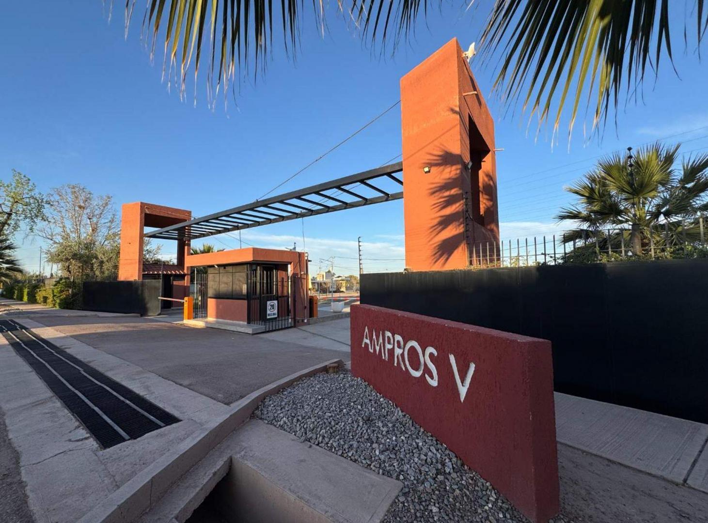 Foto de Terreno en venta barrio privado Maipu mza., imagen 2