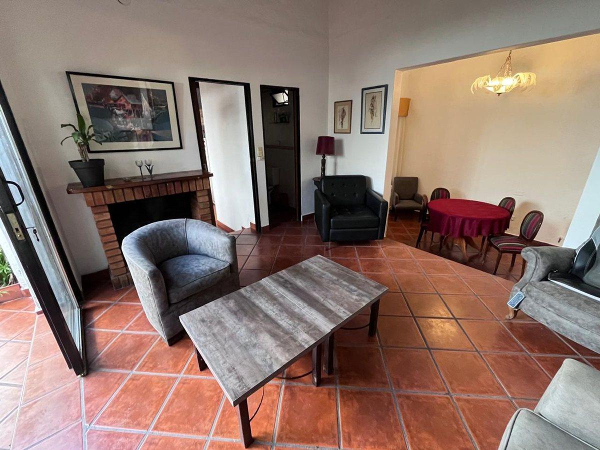 Foto de VENTA Amplia Propiedad en el Corazón de Ciudad, imagen 4
