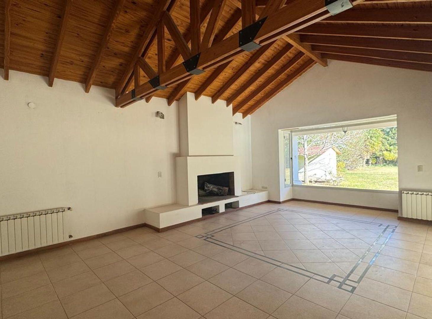 Foto de VENDE CASA EN VISTALBA COUNTRY barrio privado, imagen 3