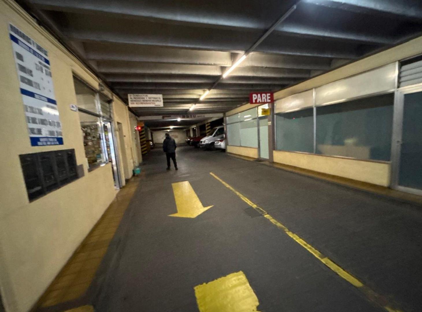 Foto de Venta de cochera cerrada en el centro de Mendoza, imagen 2