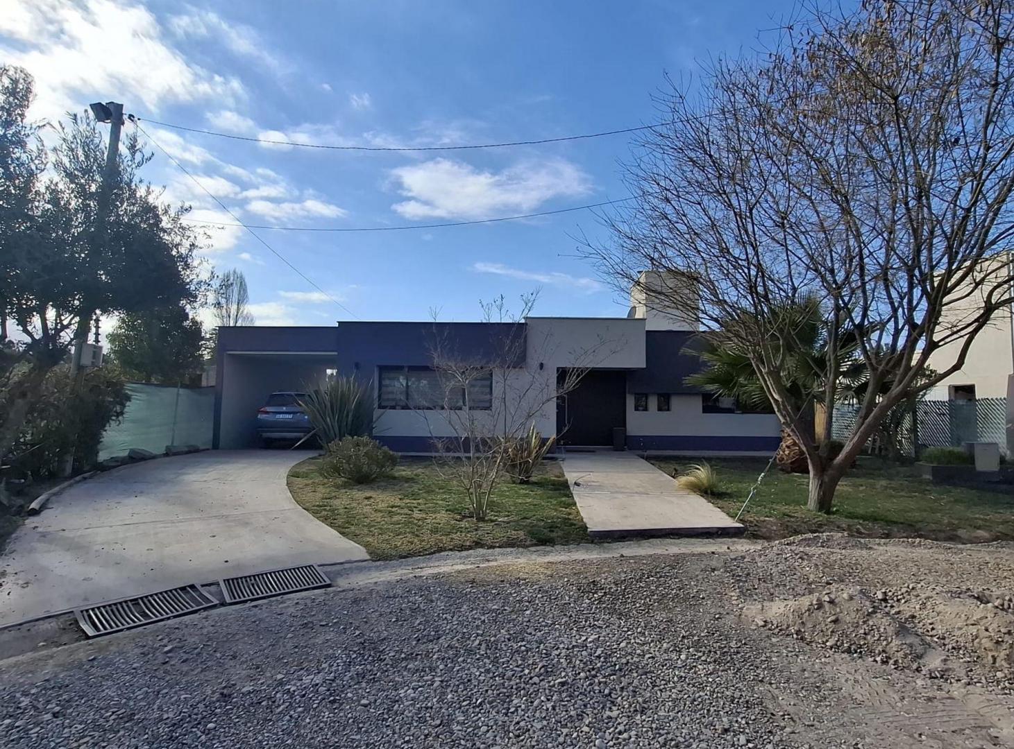 Foto de VENTA CASA 2 DORMITORIOS BARRIO TERRUÑO DE ARAOZ, imagen 1