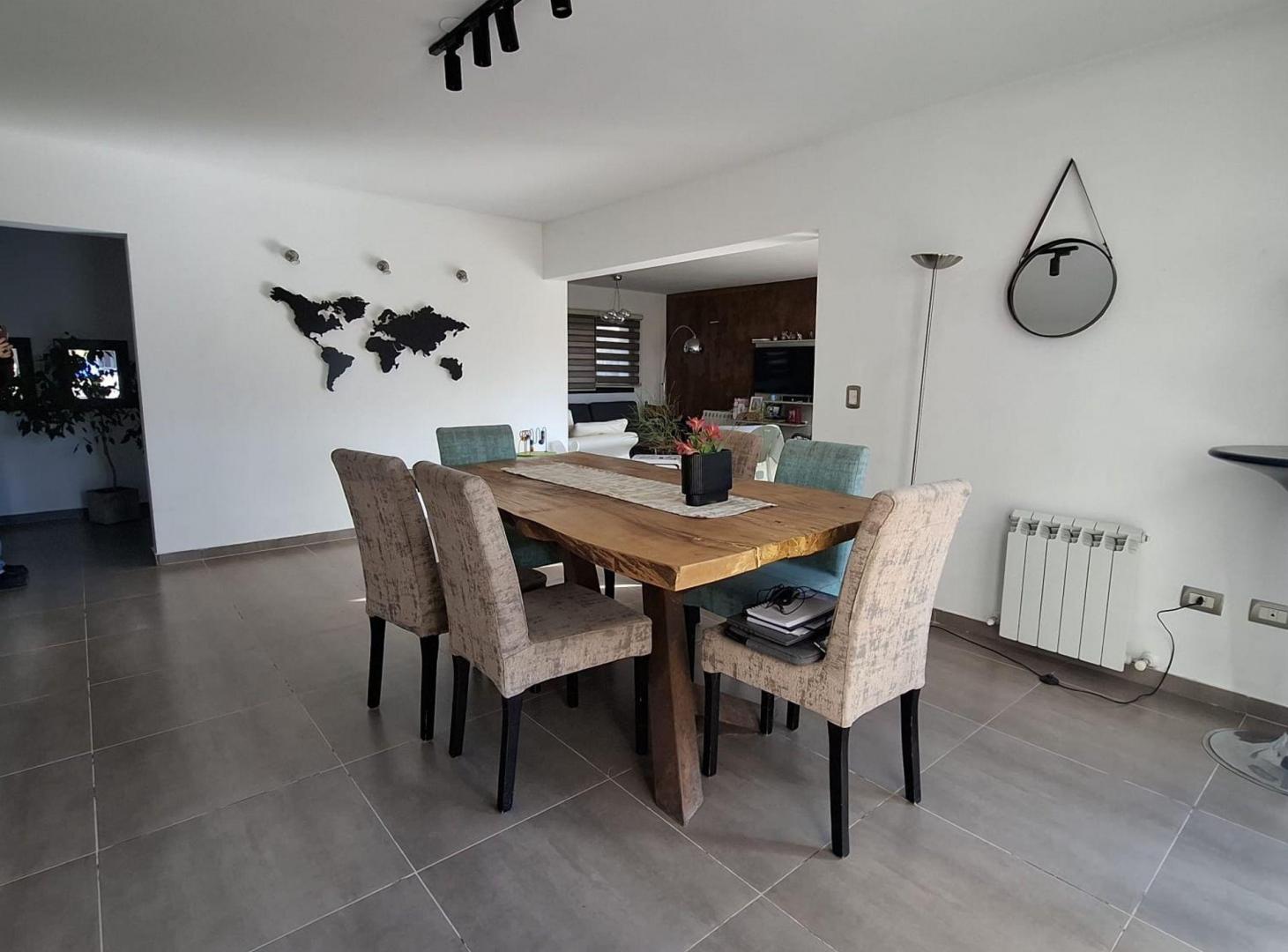 Foto de VENTA CASA 2 DORMITORIOS BARRIO TERRUÑO DE ARAOZ, imagen 4