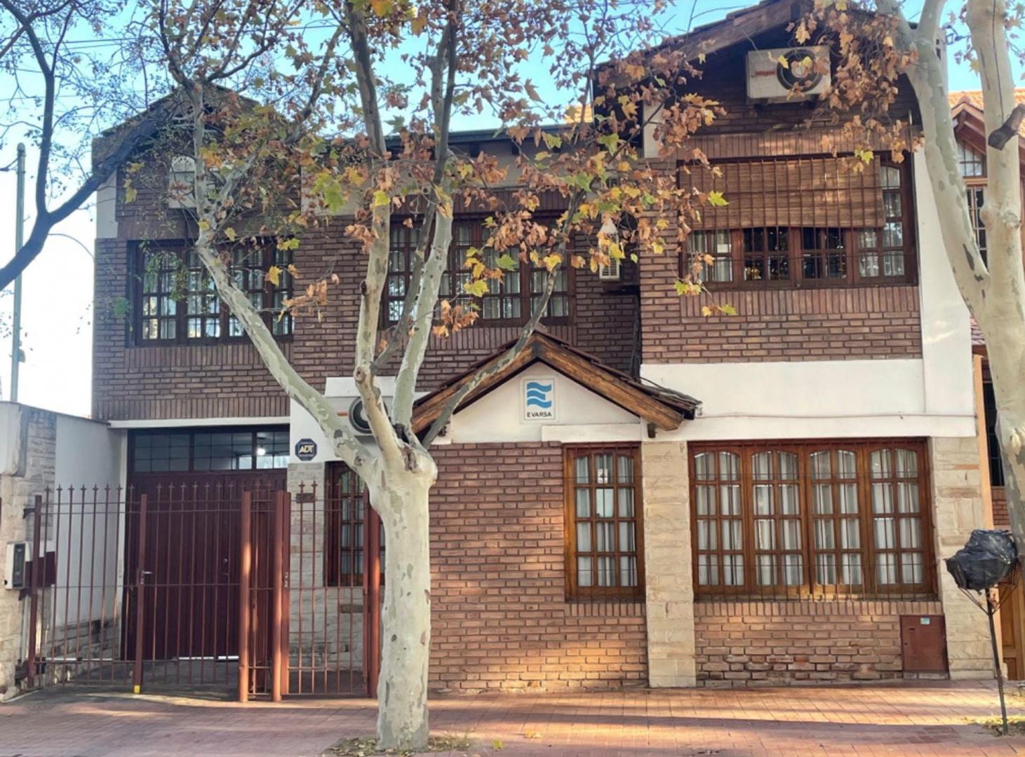 Foto de VENTA CASA 5 HABITACIONES SEXTA CAPITAL MENDOZA, imagen 1