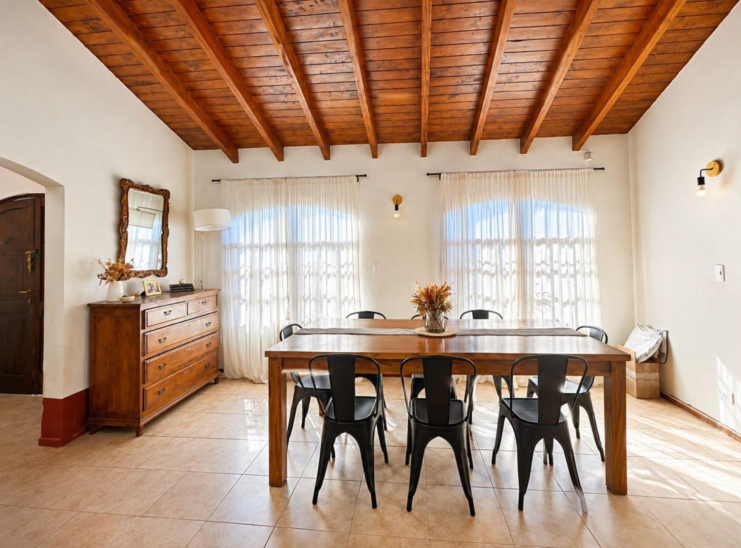 Foto de VENTA CASA BARRIO BOMBAL, GODOY CRUZ, imagen 1