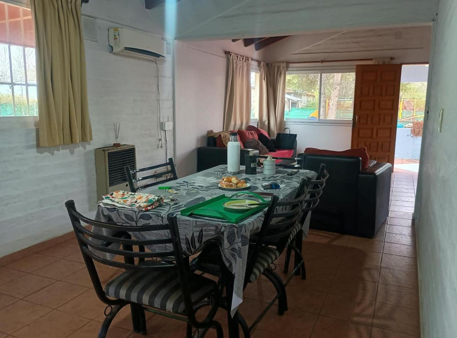 Foto de CASA (6 AMBIENTES) EN VENTA EN MAIPU, imagen 3