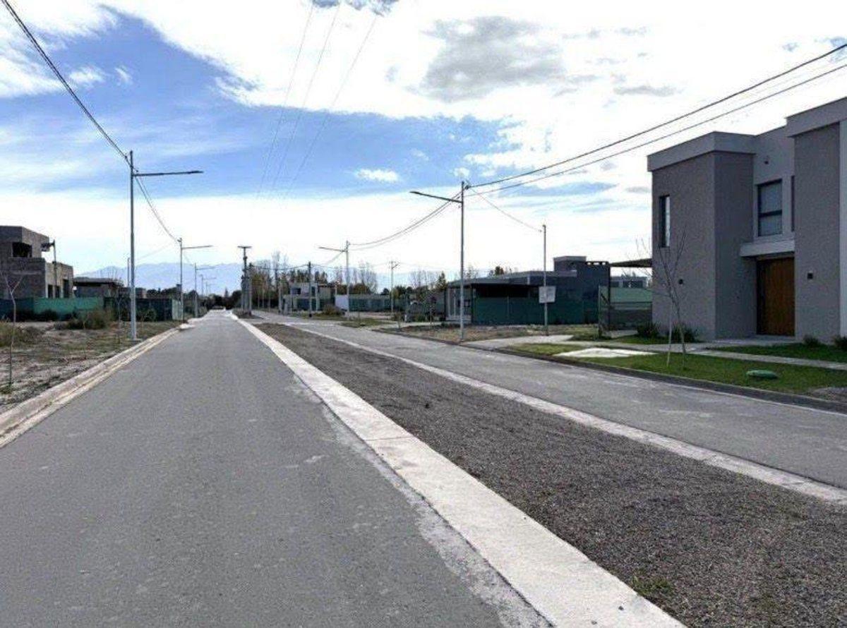 Foto de VENTA LOTE BARRIO PRIVADO LA QUEBRADA - LUJAN, imagen 5