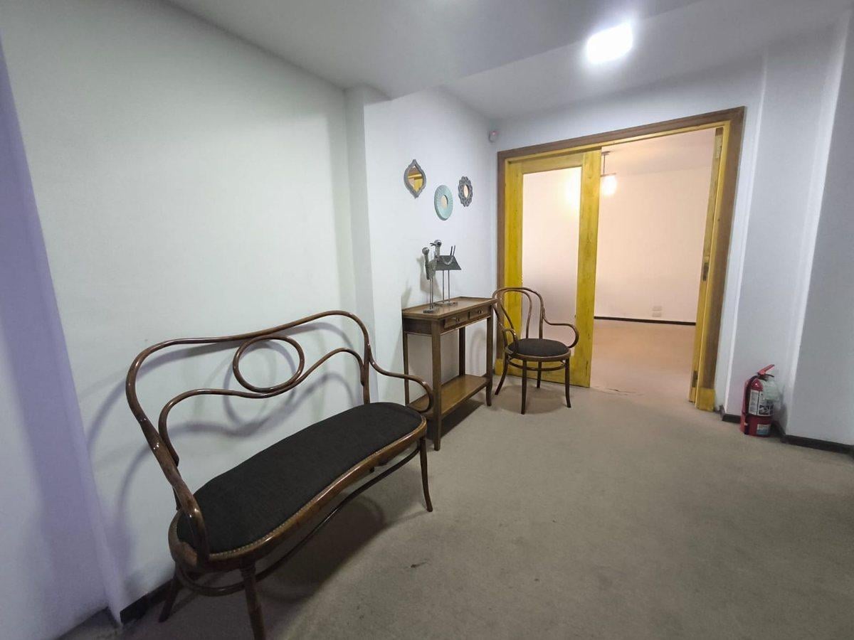 Foto de VENTA GRAN OFICINA MICROCENTRO CIUDAD MENDOZA KMO, imagen 3