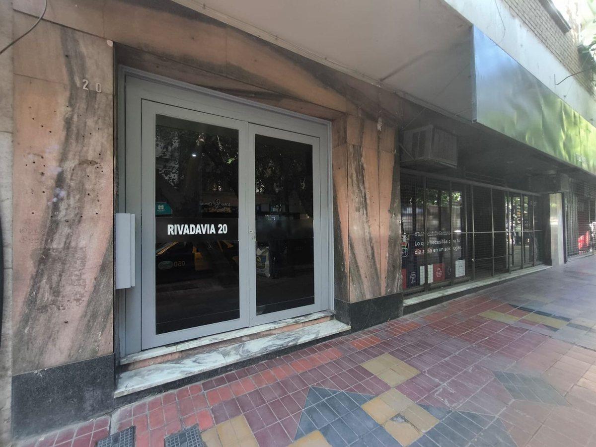 Foto de VENTA GRAN OFICINA MICROCENTRO CIUDAD MENDOZA KMO, imagen 2