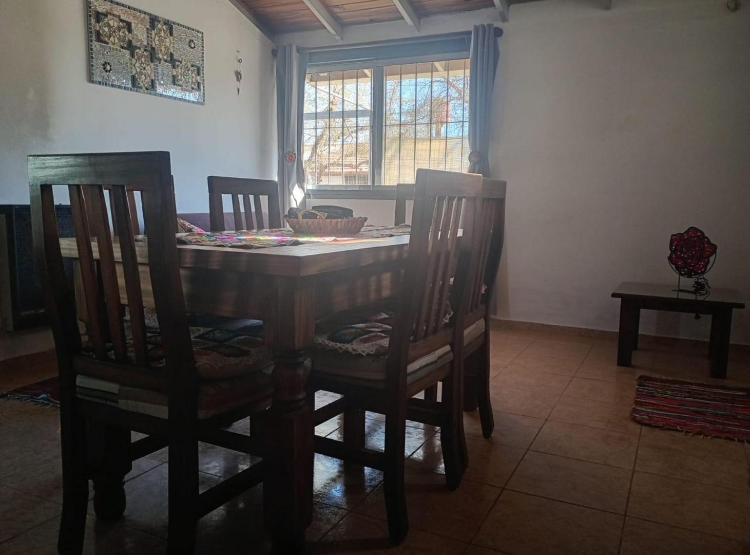 Foto de VENTA CASA EN PEDRIEL DOS DORMITORIOS CON PATIO, imagen 4