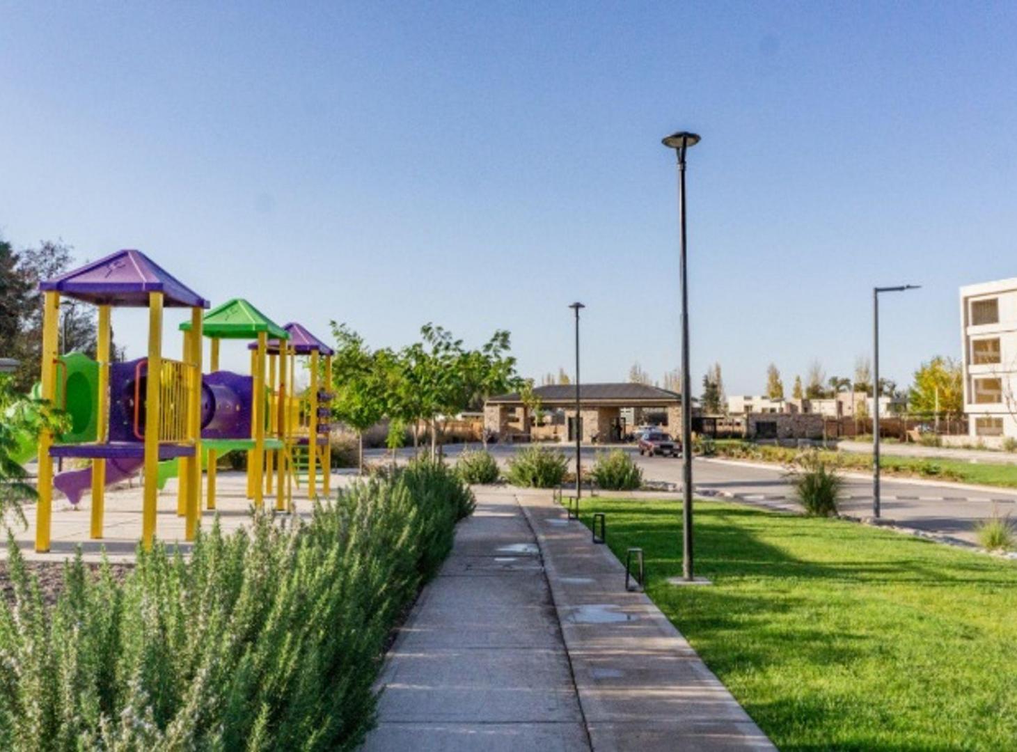 Foto de LOTE EN VENTA TERRAZAS PARK VISTALBA, imagen 5