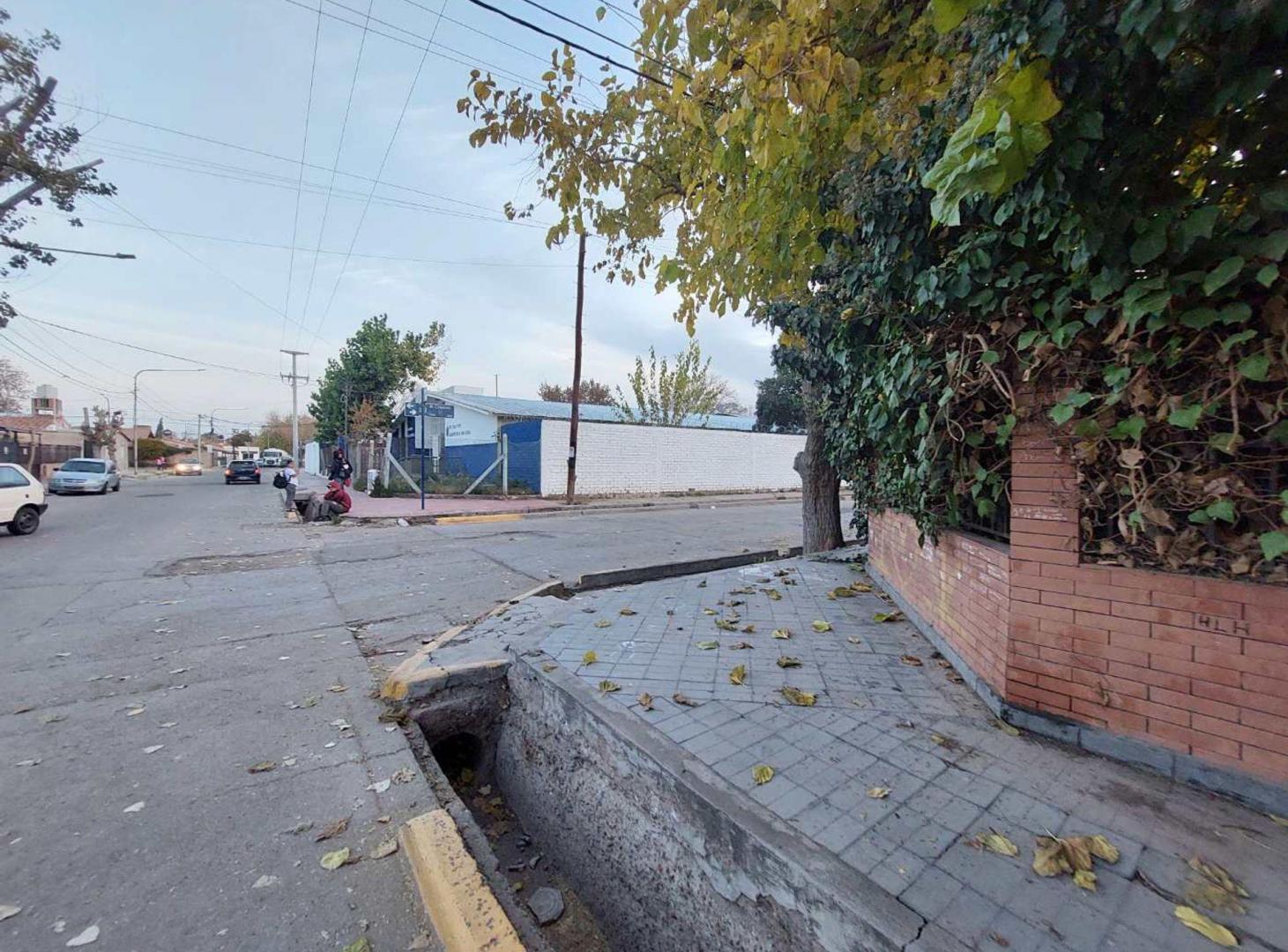 Foto de VENTA TERRENO ESQUINA CON PILETA, imagen 4
