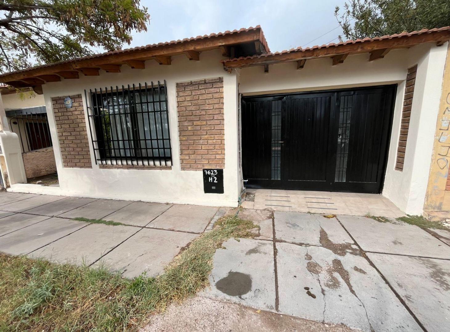 Foto de CASA 3 HAB EN VENTA EN GUAYMALLÉN- R. DE LA CRUZ, imagen 1