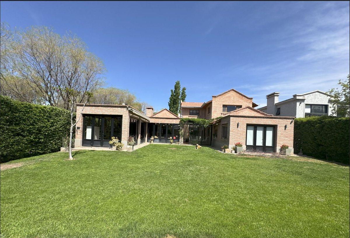 Foto de venta casa barrio privado chacras de coria, imagen 2