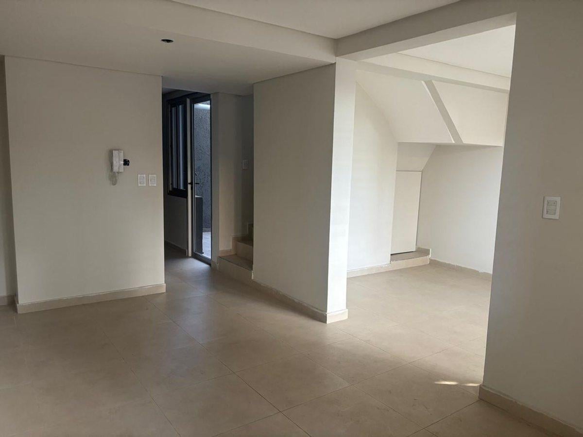 Foto de Duplex en venta en Godoy Cruz, 3 dormitorios, imagen 4